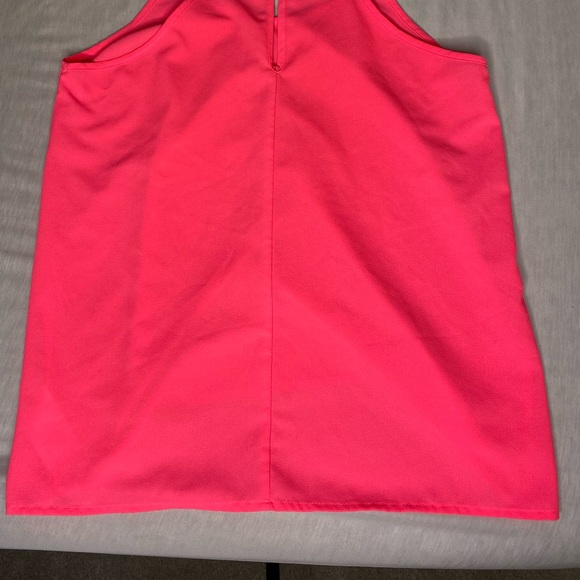 PINK PAPER CRANE CUT OUT CHIFFON TANK TOP - Picture 2 of 6